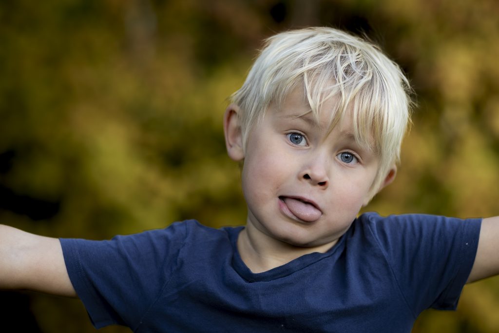 Anna Arnham fotograf Lerum proträtt utomhus